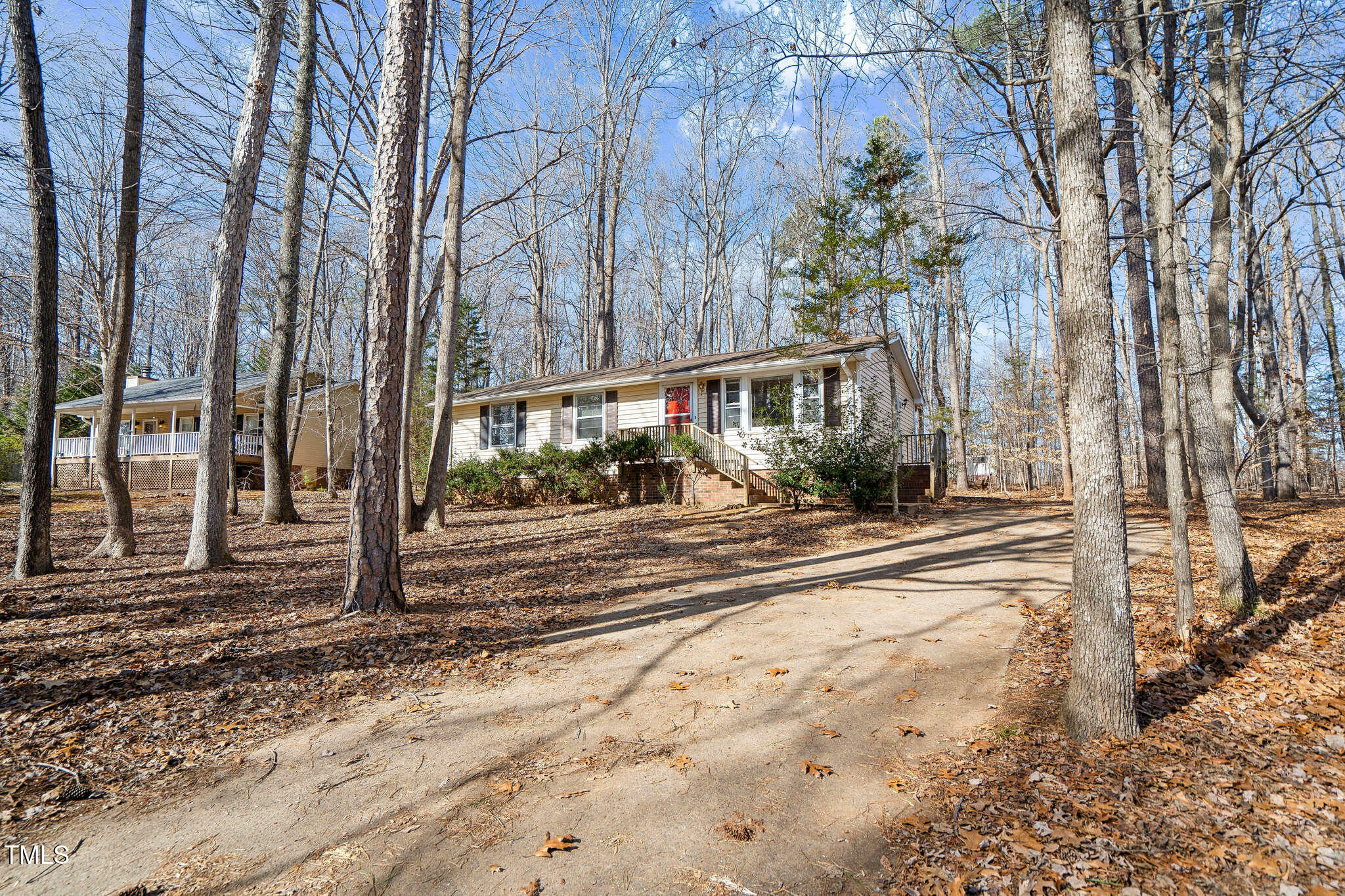 Property Photo:  109 Lafayette Drive  NC 27278 