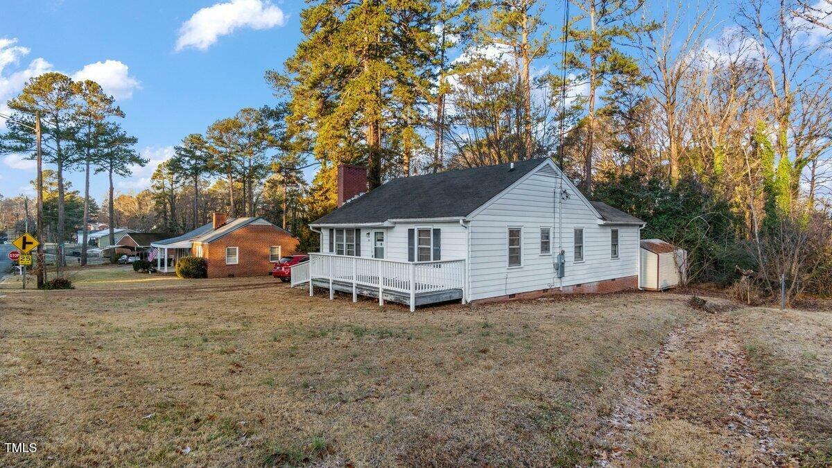 Property Photo:  902 Roanoke Avenue  NC 27536 