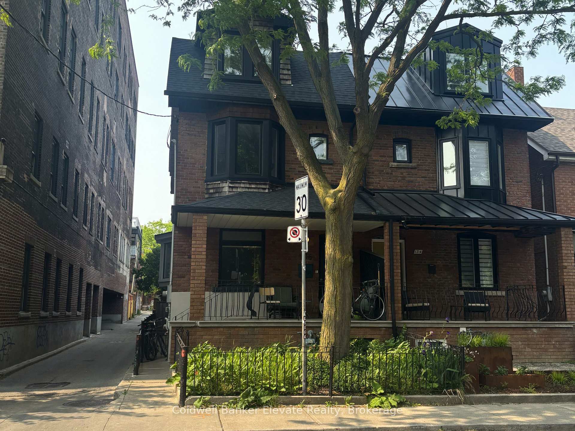 136 Argyle Street 4  Toronto ON M6J 1N9 photo