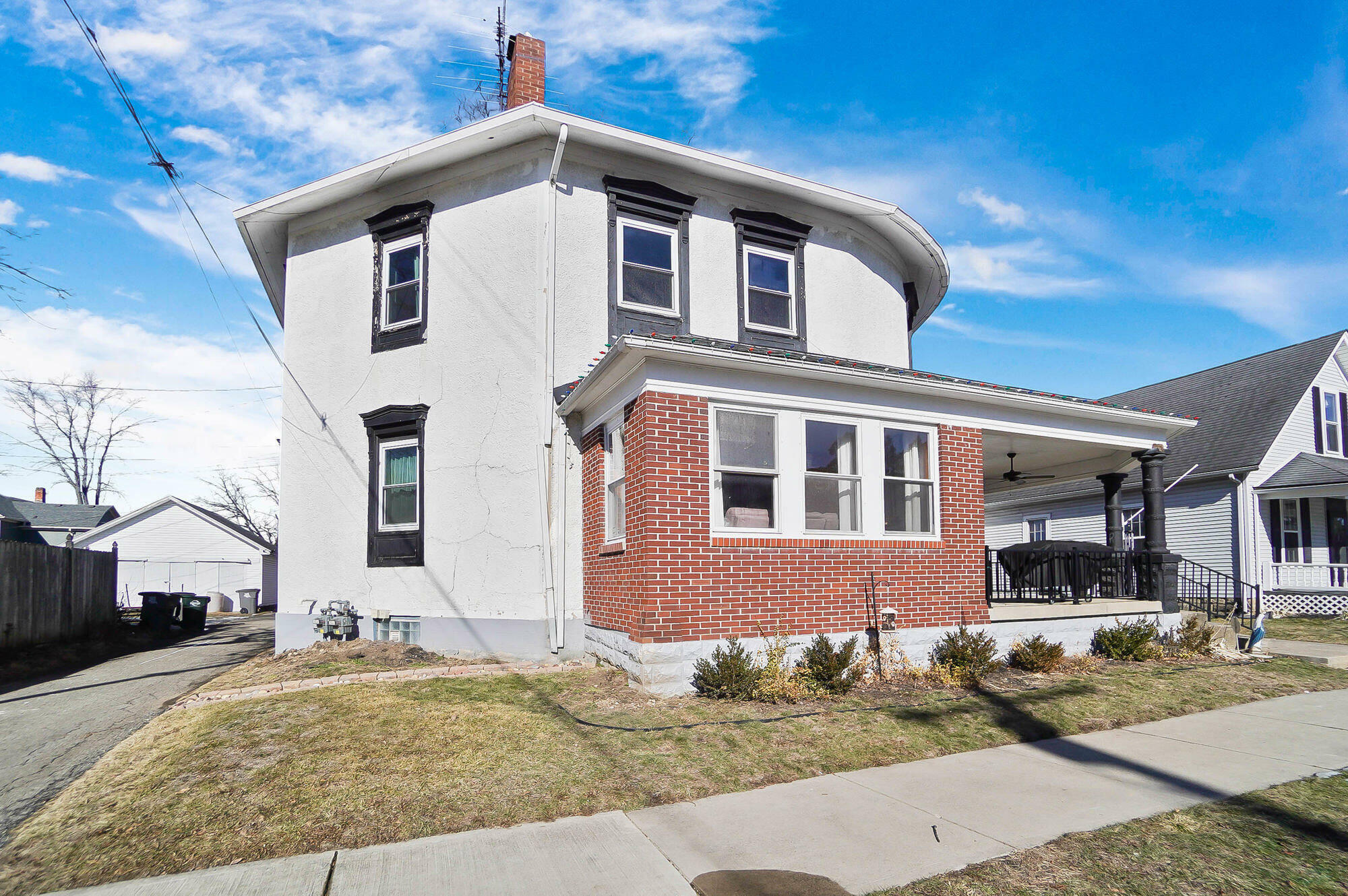 Property Photo:  511 W Race Street  OH 45373 