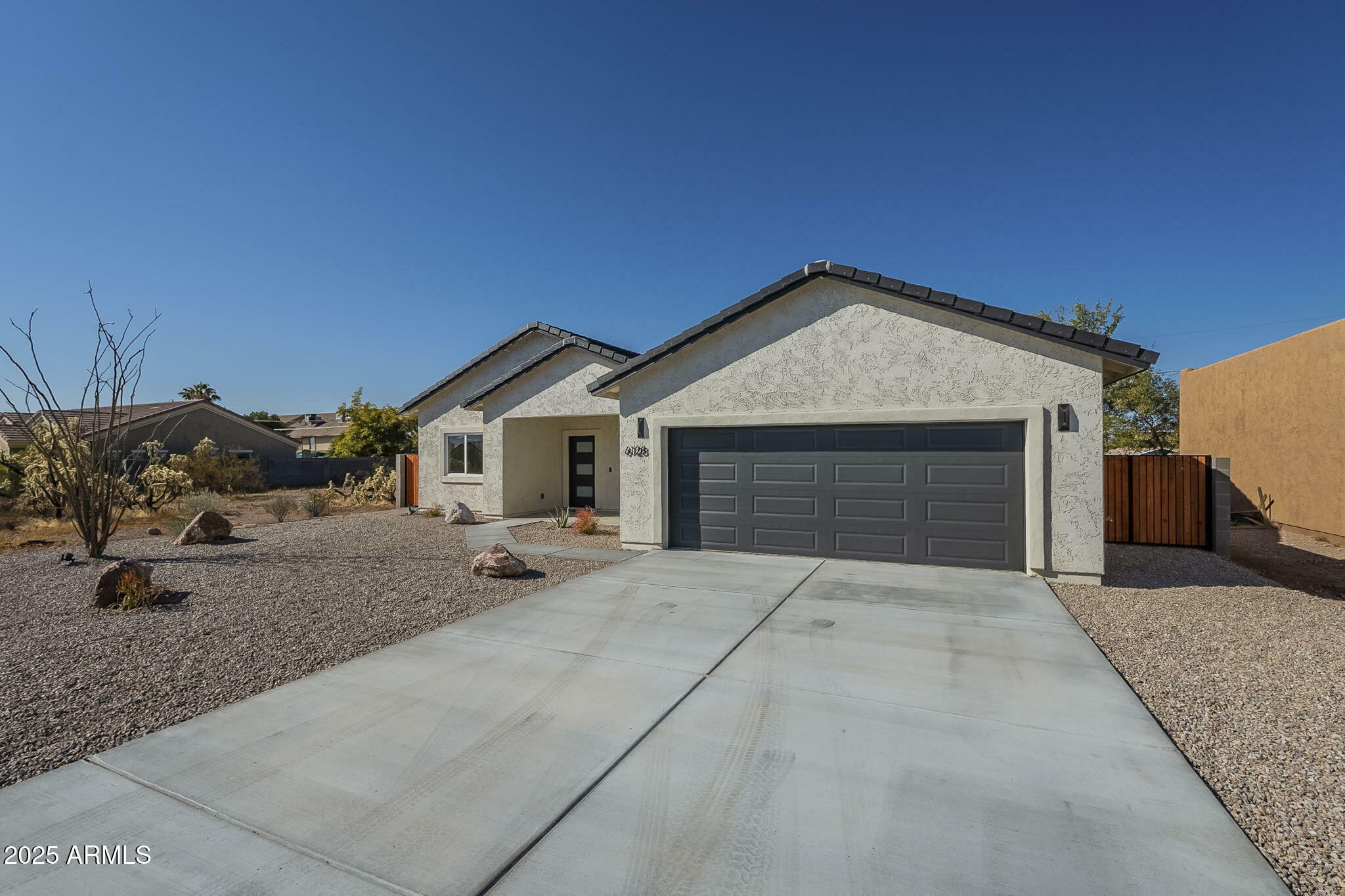 Property Photo:  6128 S Sage Way  AZ 85118 