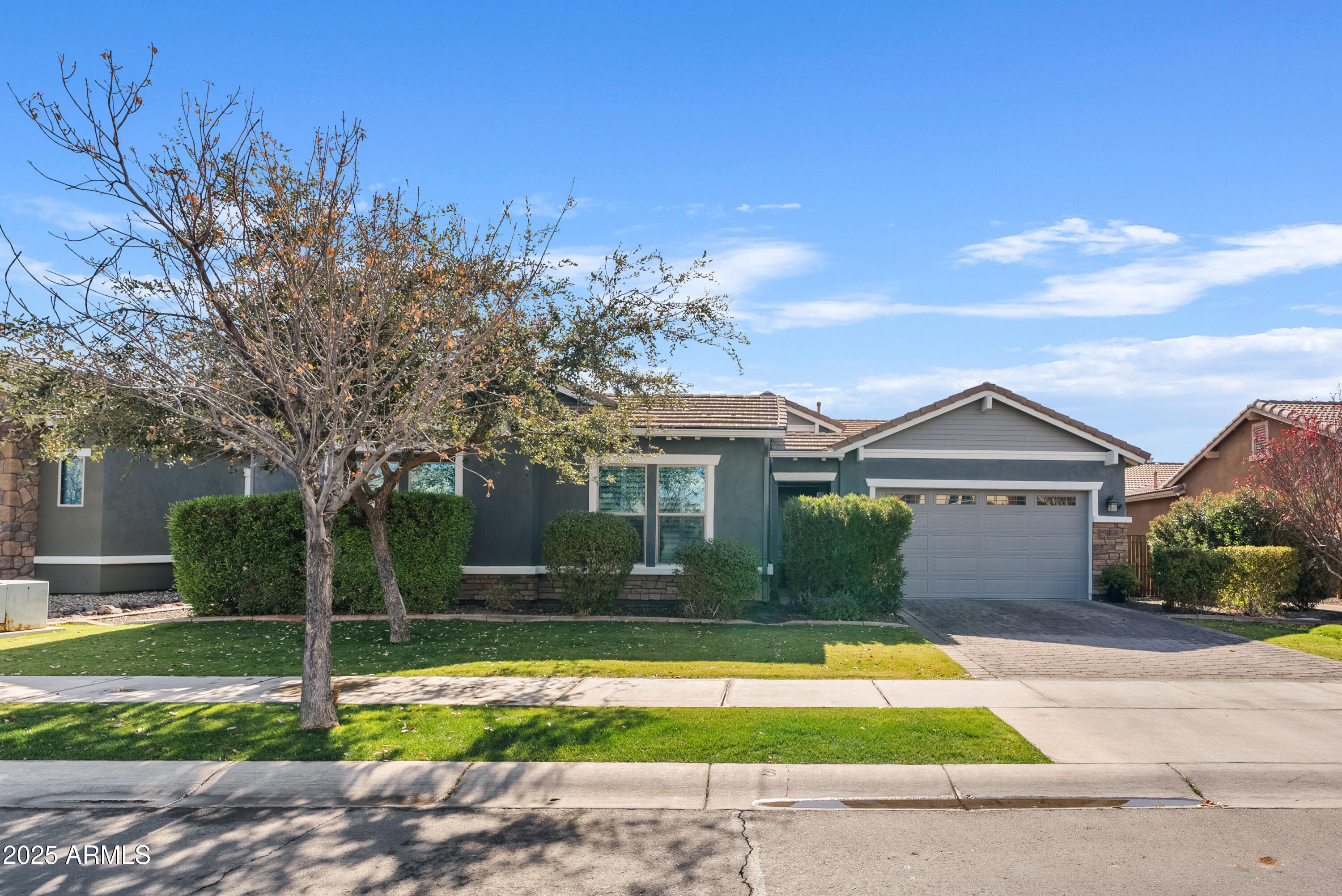 Property Photo: 2683 E Indigo Place AZ 85286