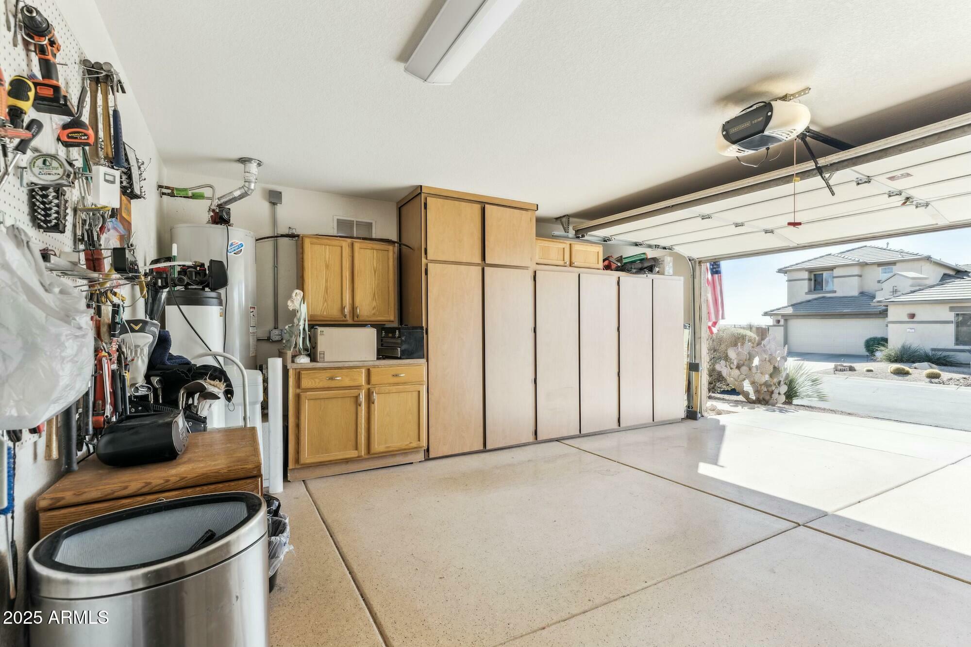 Property Photo:  10282 E Trailhead Court  AZ 85118 