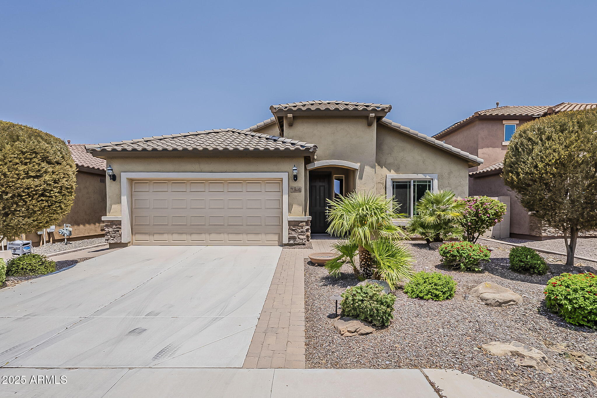 Property Photo: 10834 W Swayback Pass AZ 85383