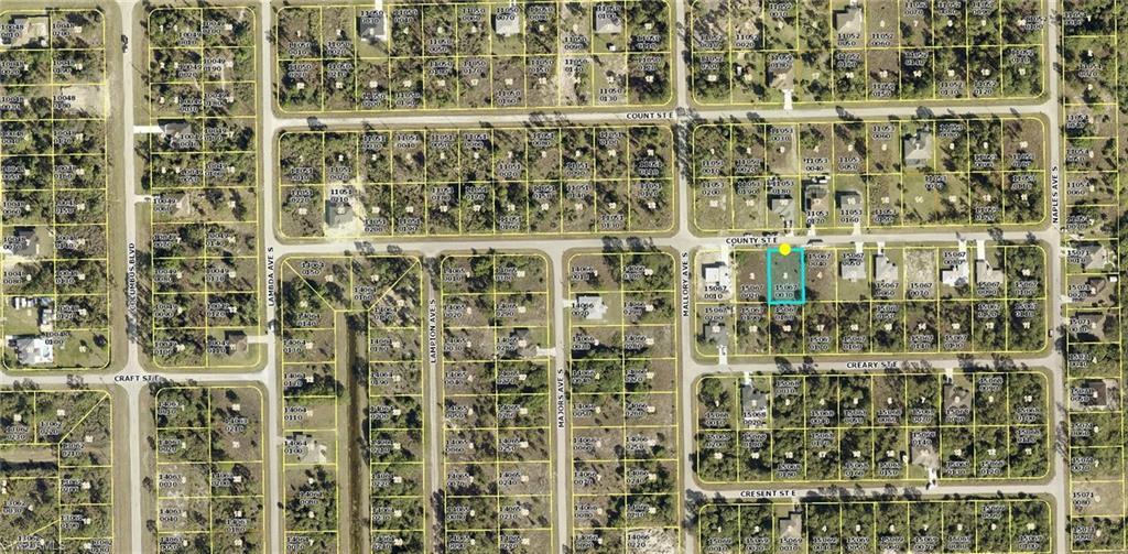 Property Photo: 1240 County St E FL 33974