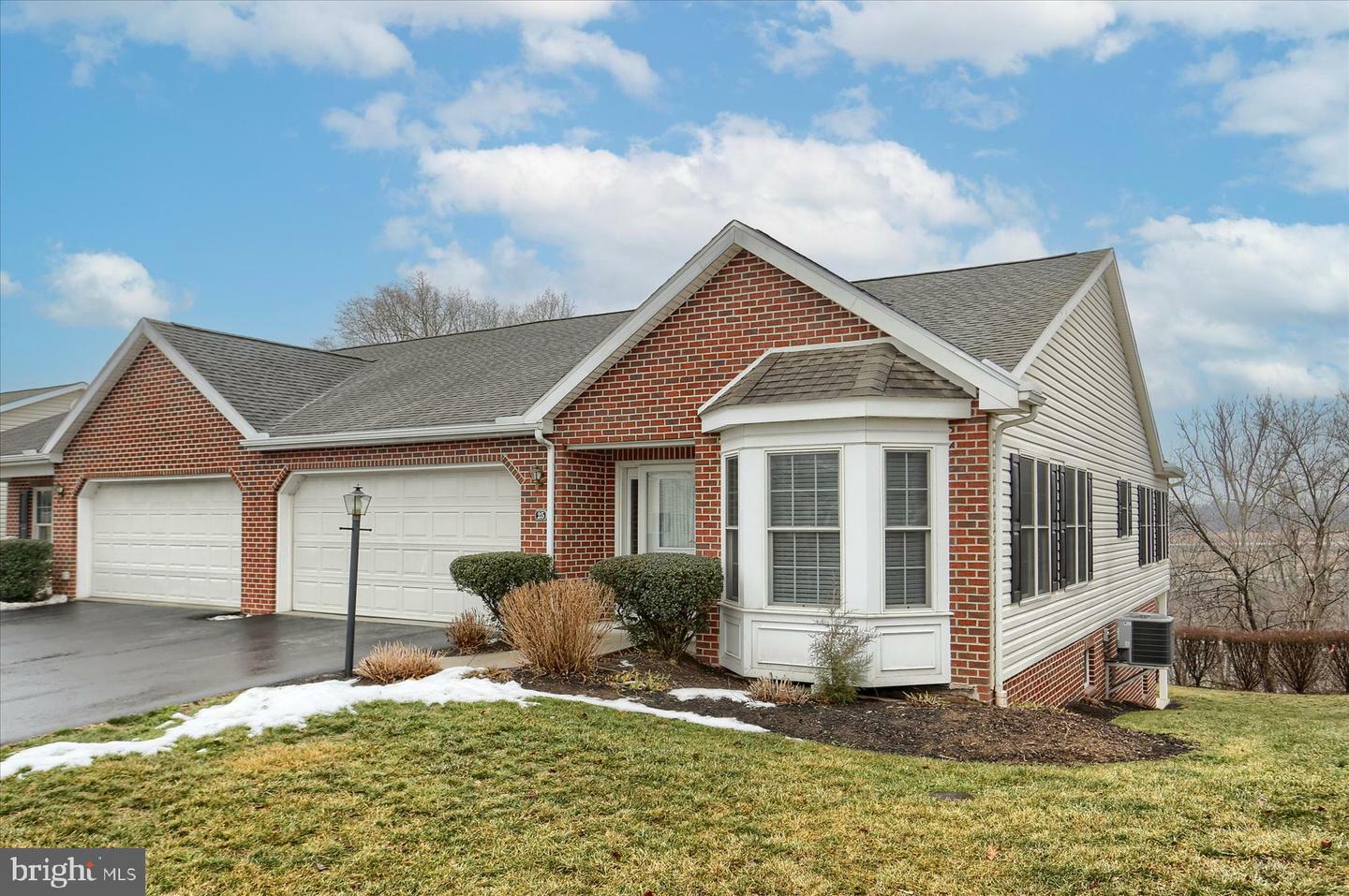 Property Photo:  25 Creek Bank Drive  PA 17050 