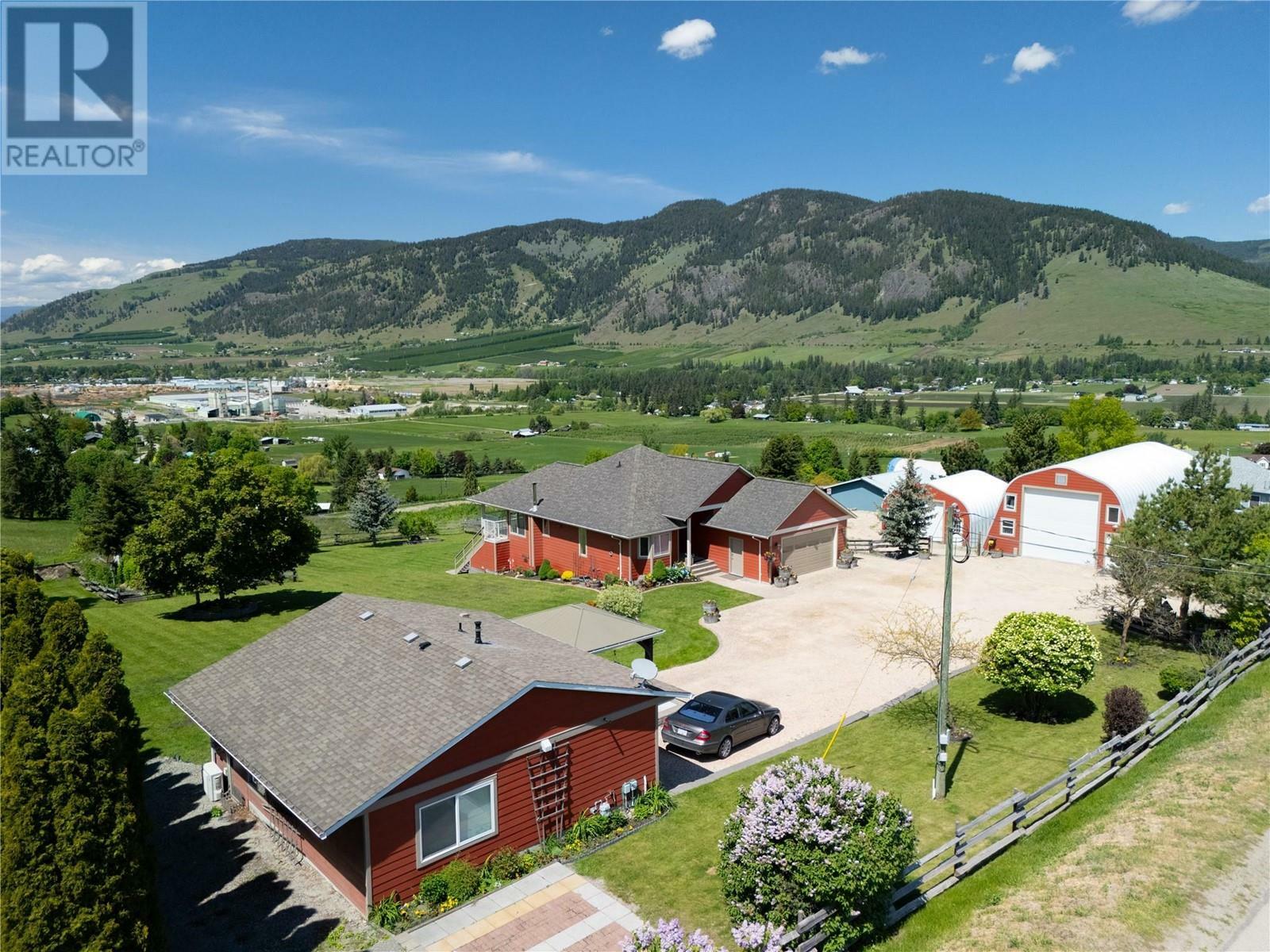 Photo de la propriété: 5380 Learmouth Road BC V1B 3E8