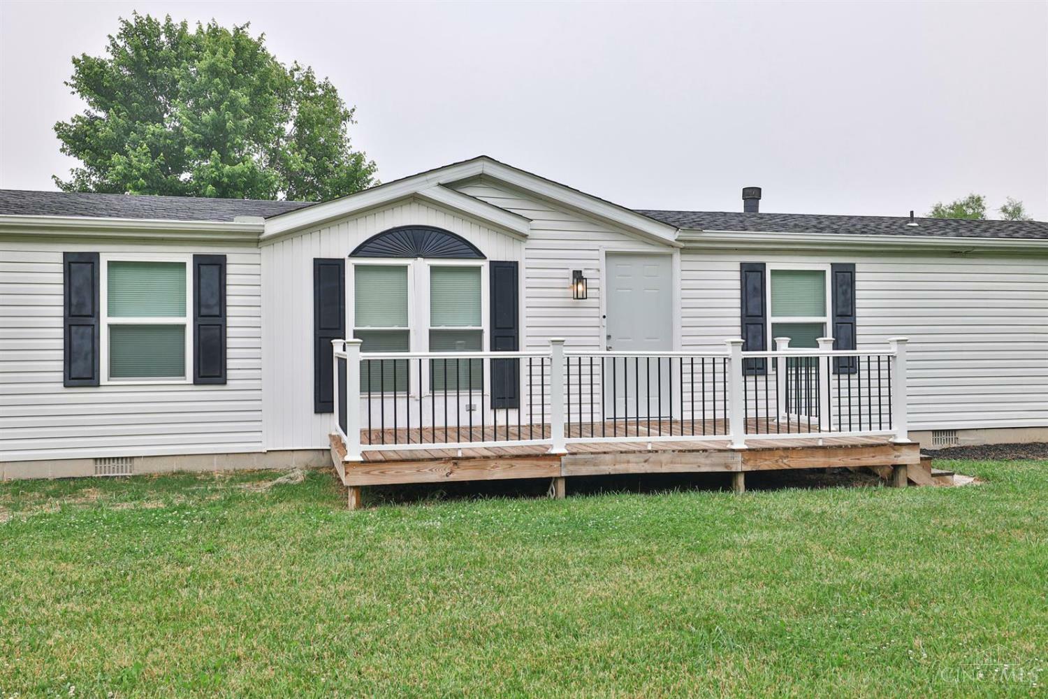 Property Photo: 1000 Triple Two Farm Road OH 45120
