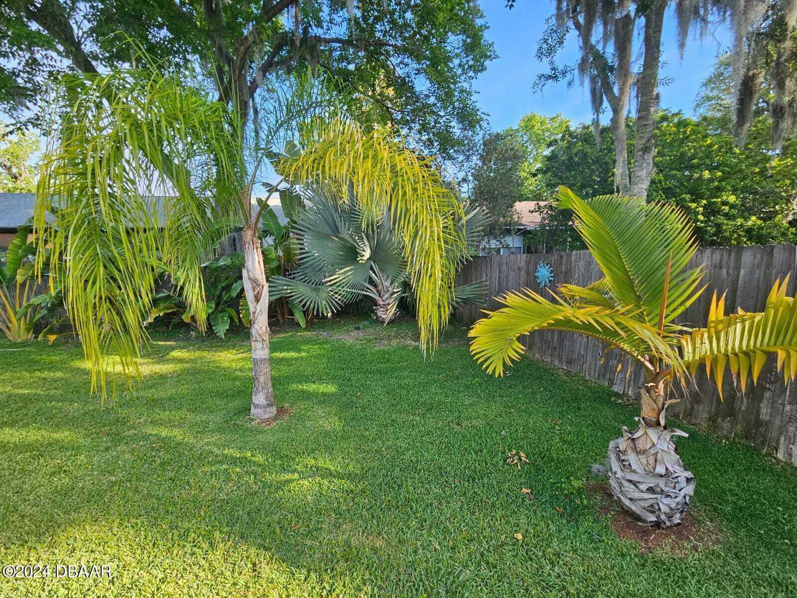 Property Photo: 41 Laurel Oaks Circle FL 32174