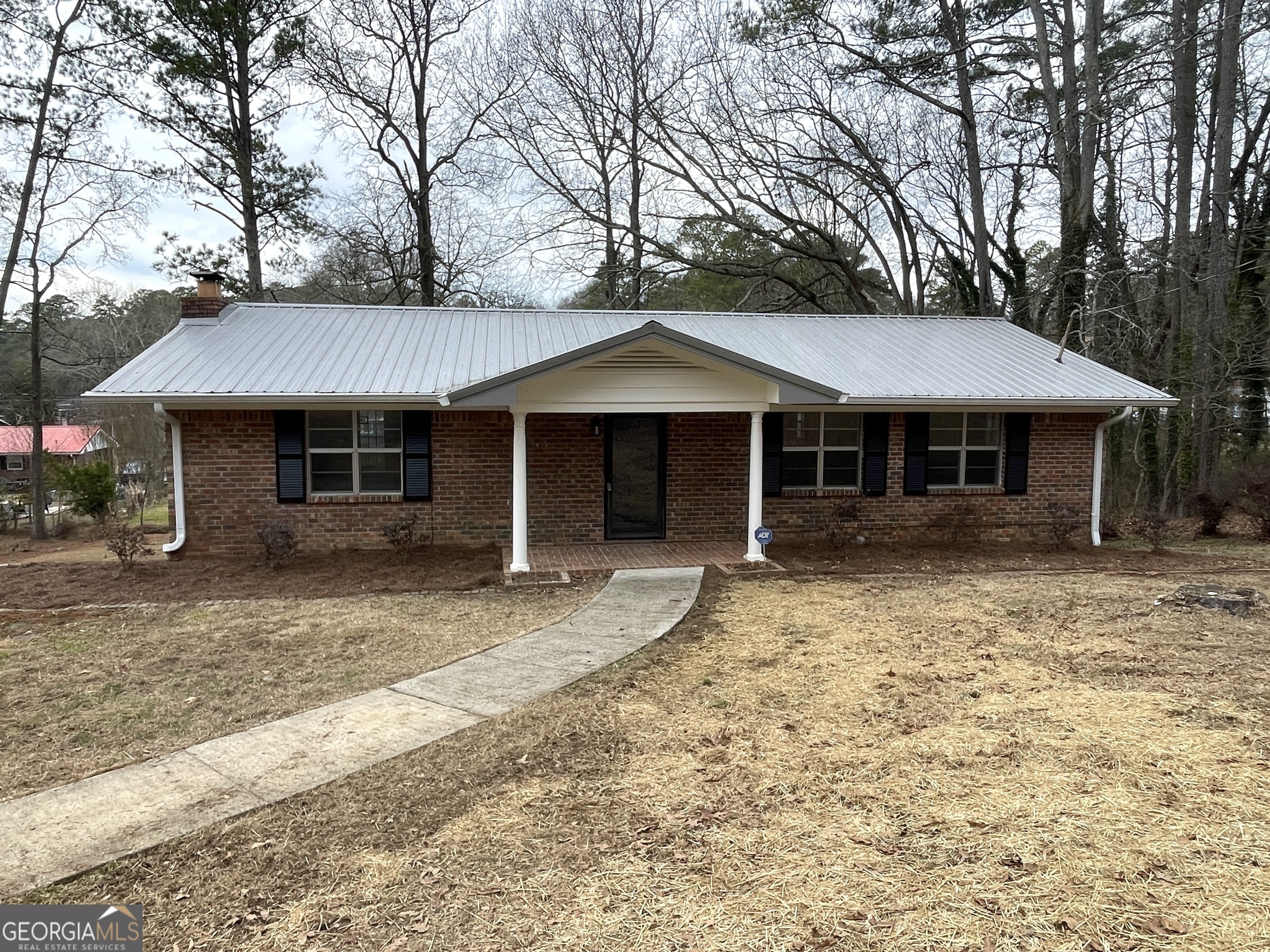 Property Photo:  205 Robin Hood Road NE  GA 30161 