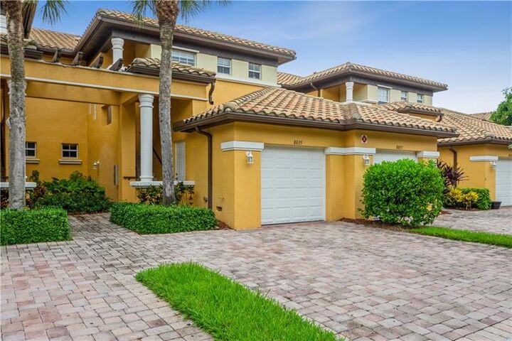 Property Photo: 8035 NW 127th Ln 3E FL 33076