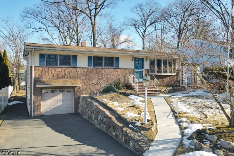 Property Photo:  99 McNomee St  NJ 07436 