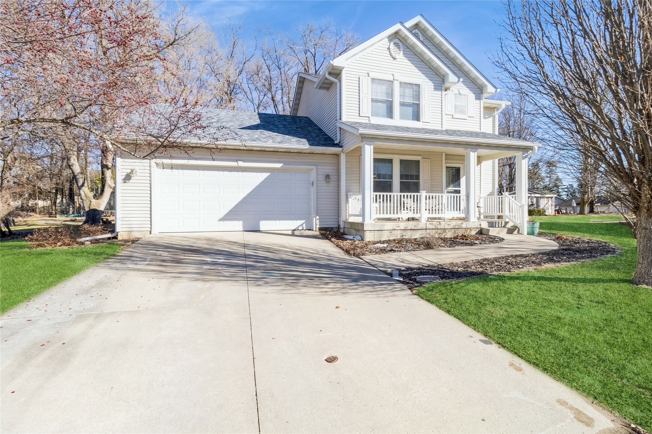 Property Photo:  800 Vermont Circle  IA 50014 