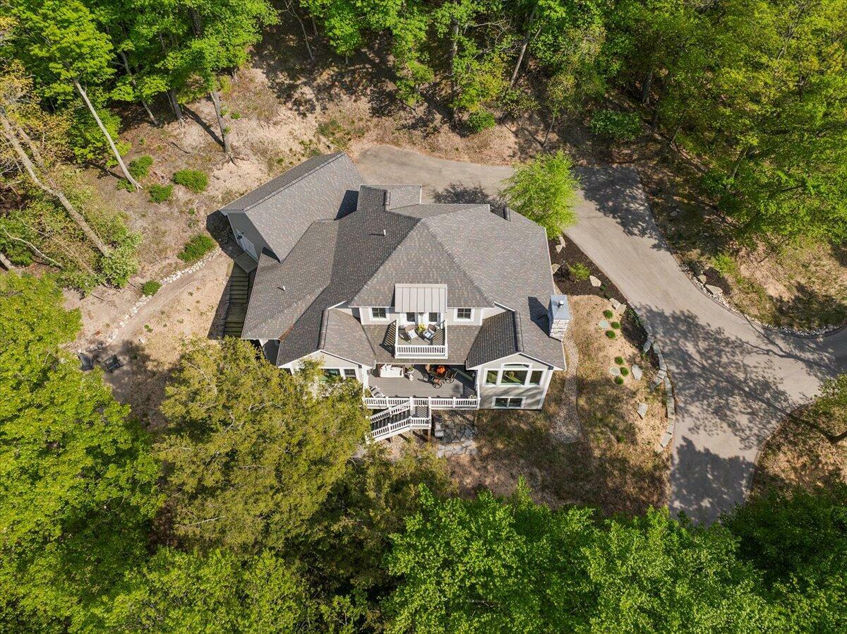Property Photo:  690 Dunegrass Circle Drive  MI 49453 