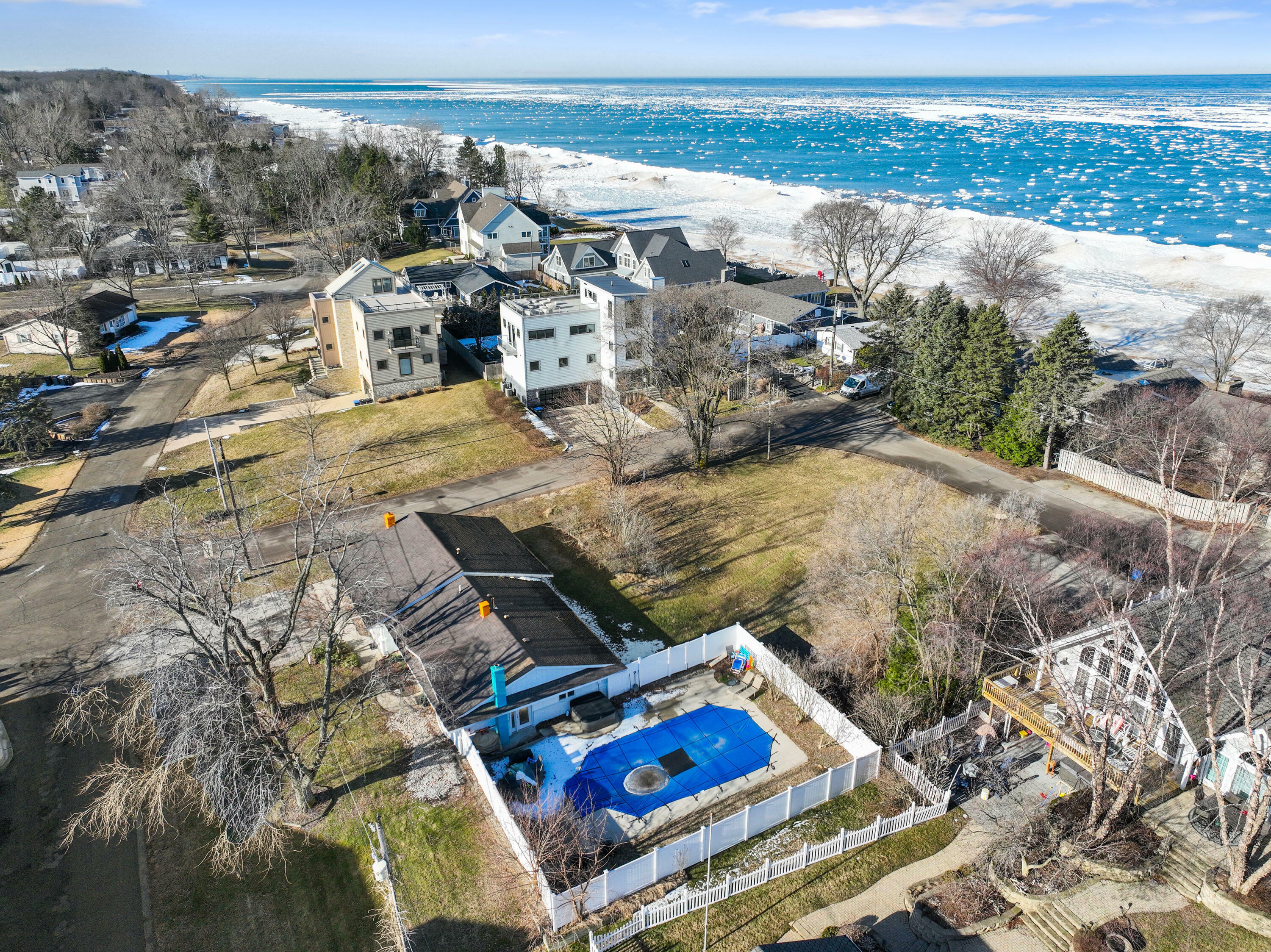 Property Photo:  620 North Drive  MI 49117 