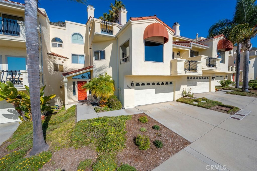 Property Photo: 2084 Costa Del Sol CA 93449