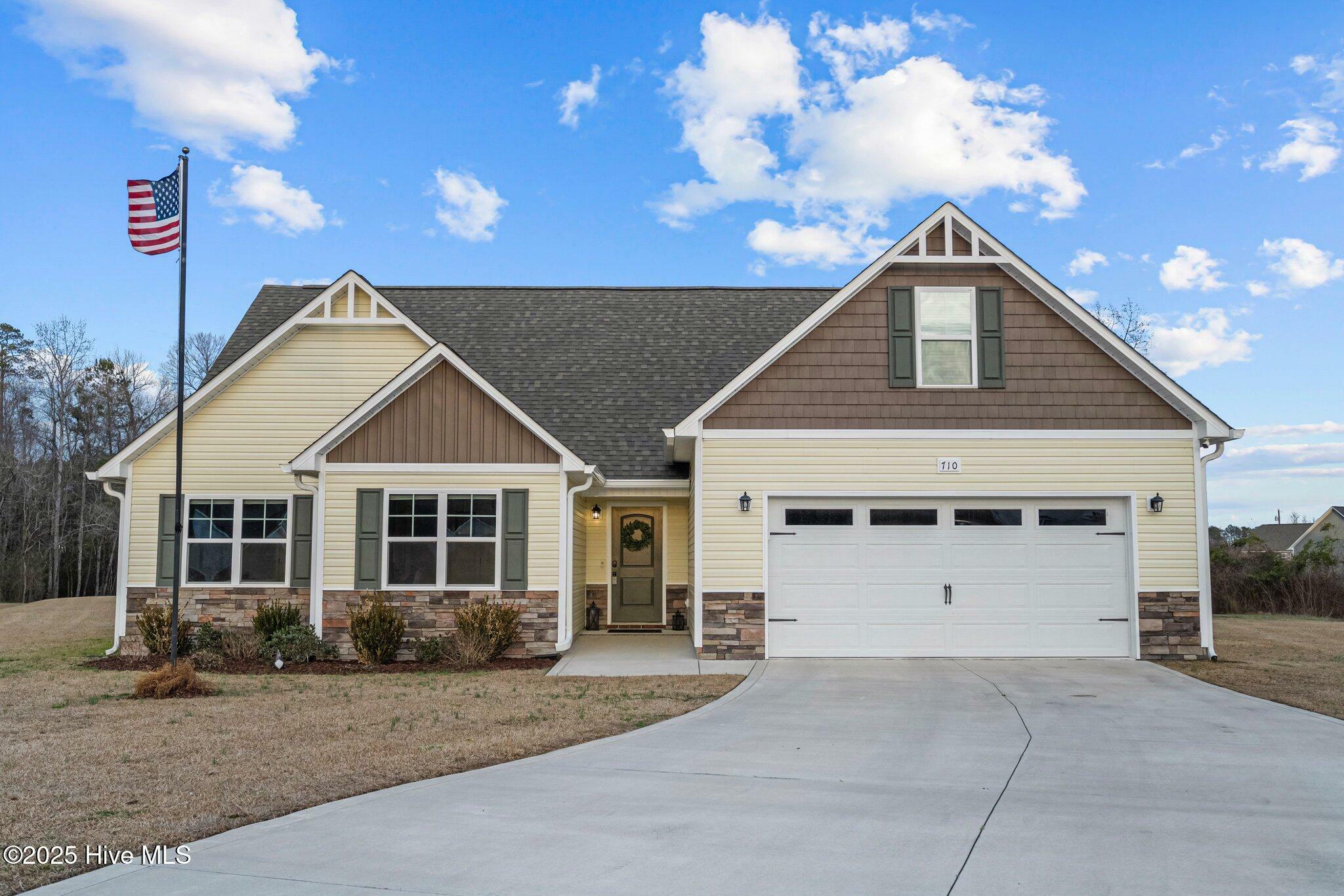 Property Photo: 710 Ingram Court NC 28540