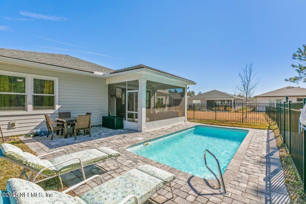 Property Photo: 75523 Cloverwood Court FL 32097