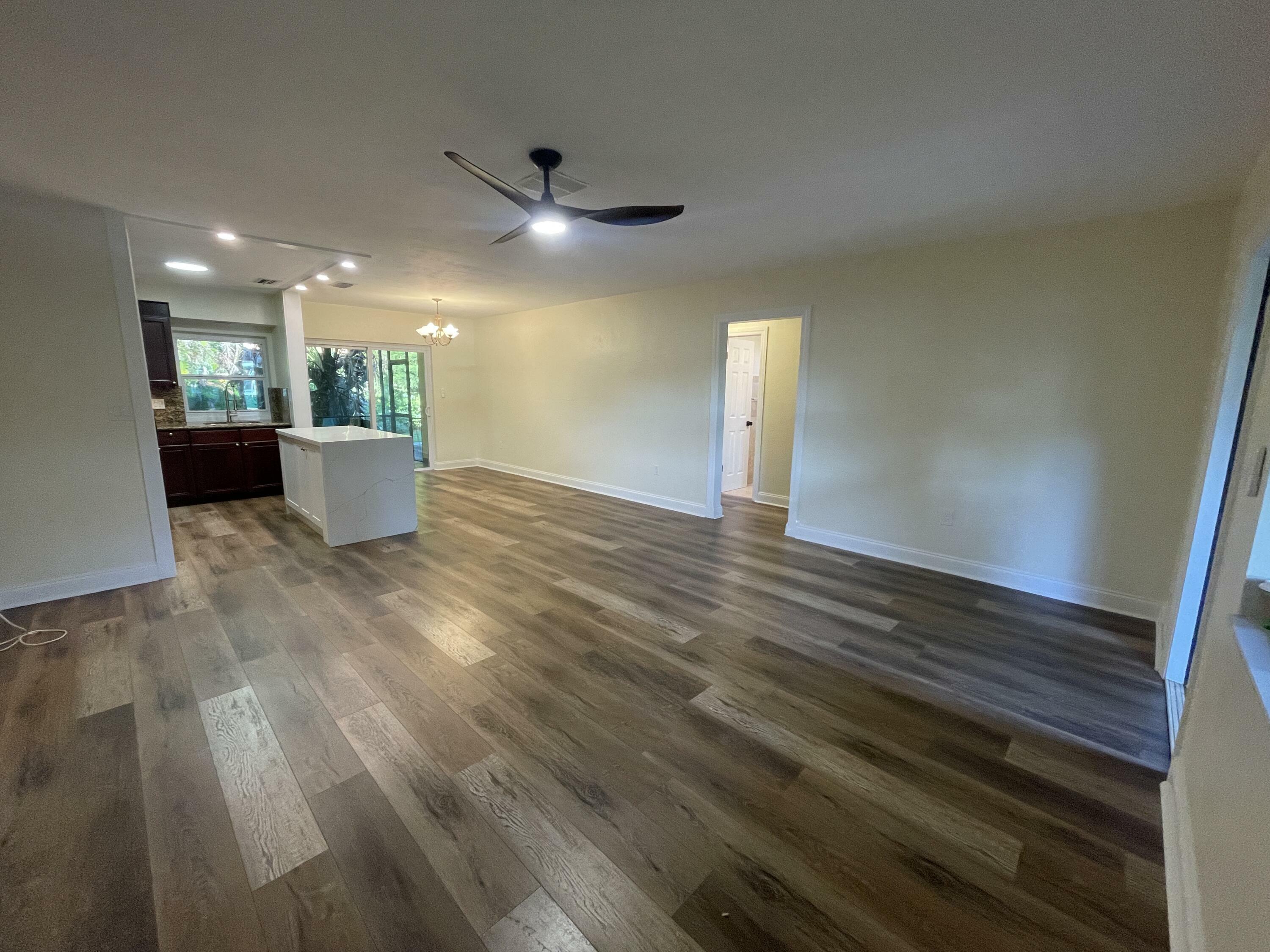 Property Photo:  1301 SW 1st Avenue  FL 33432 