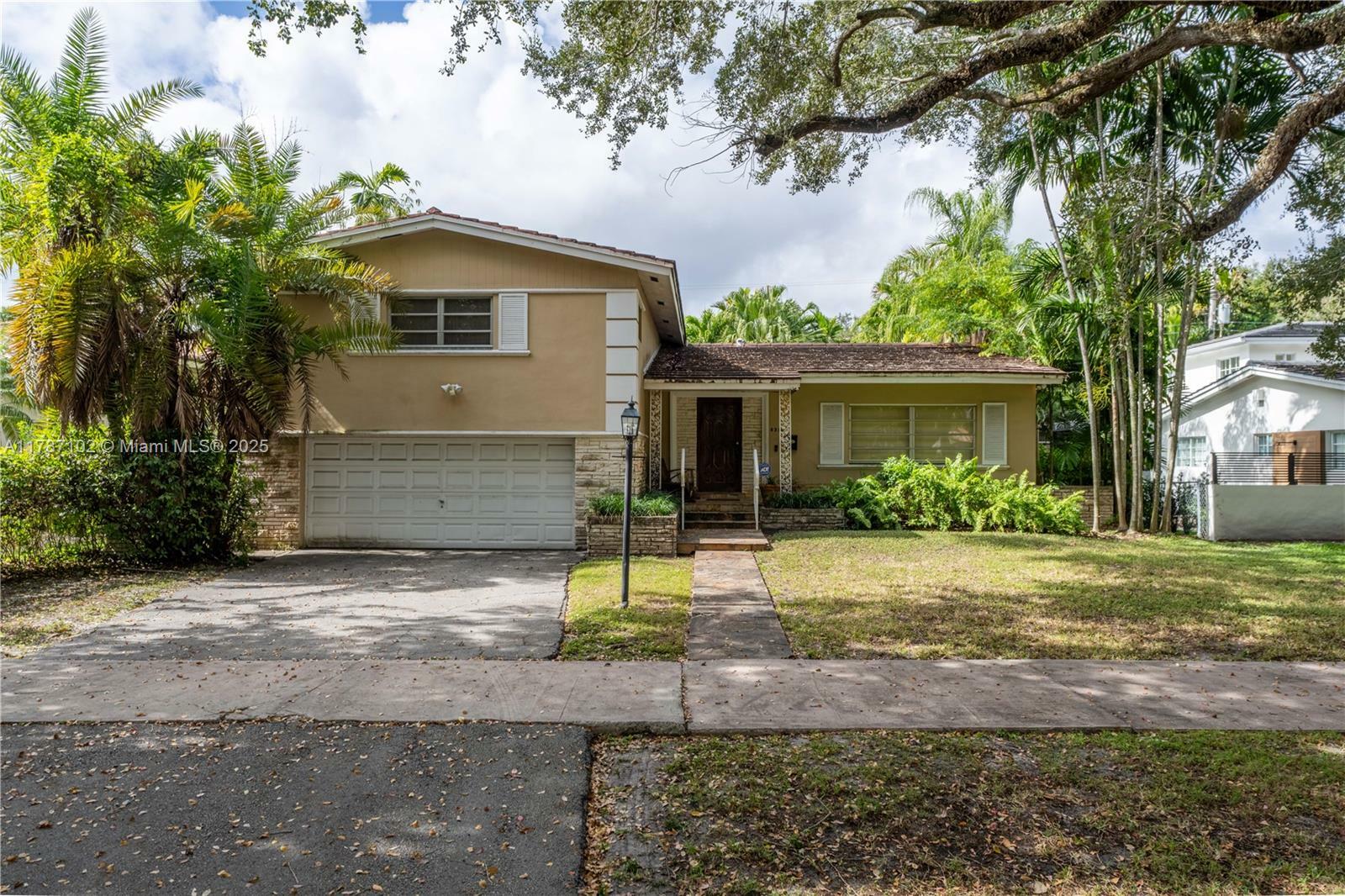 Property Photo:  4310 Monserrate St  FL 33146 