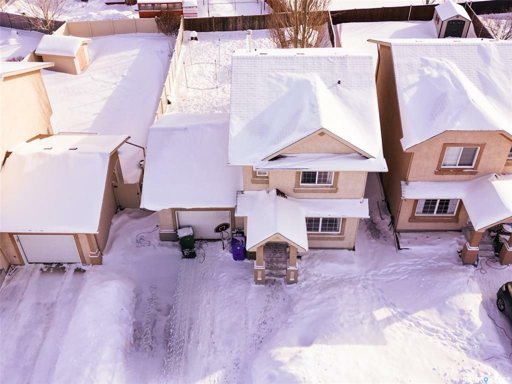 Property Photo:  3819 Deutsch Drive E  SK S4N 7P2 