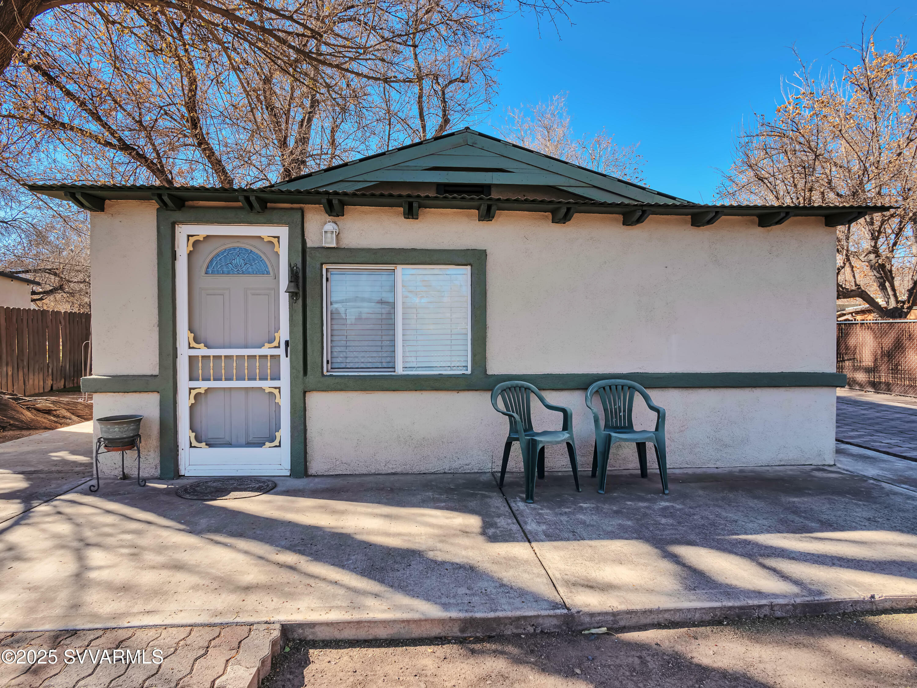 Property Photo:  702 N 7th St  AZ 86326 