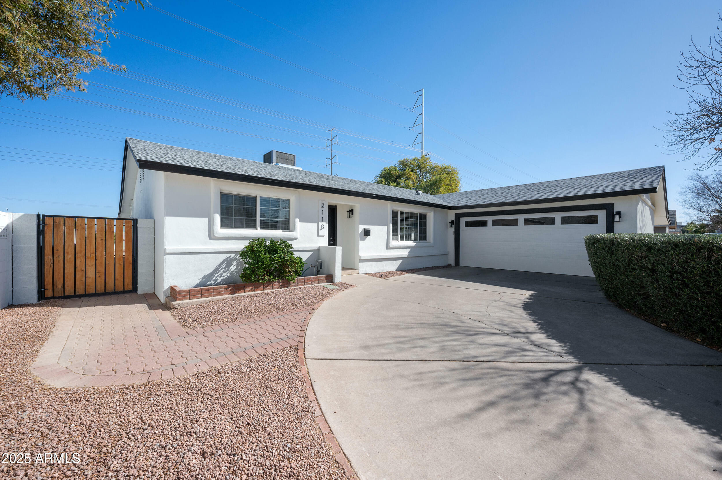 Property Photo:  2113 N 66th Street  AZ 85257 