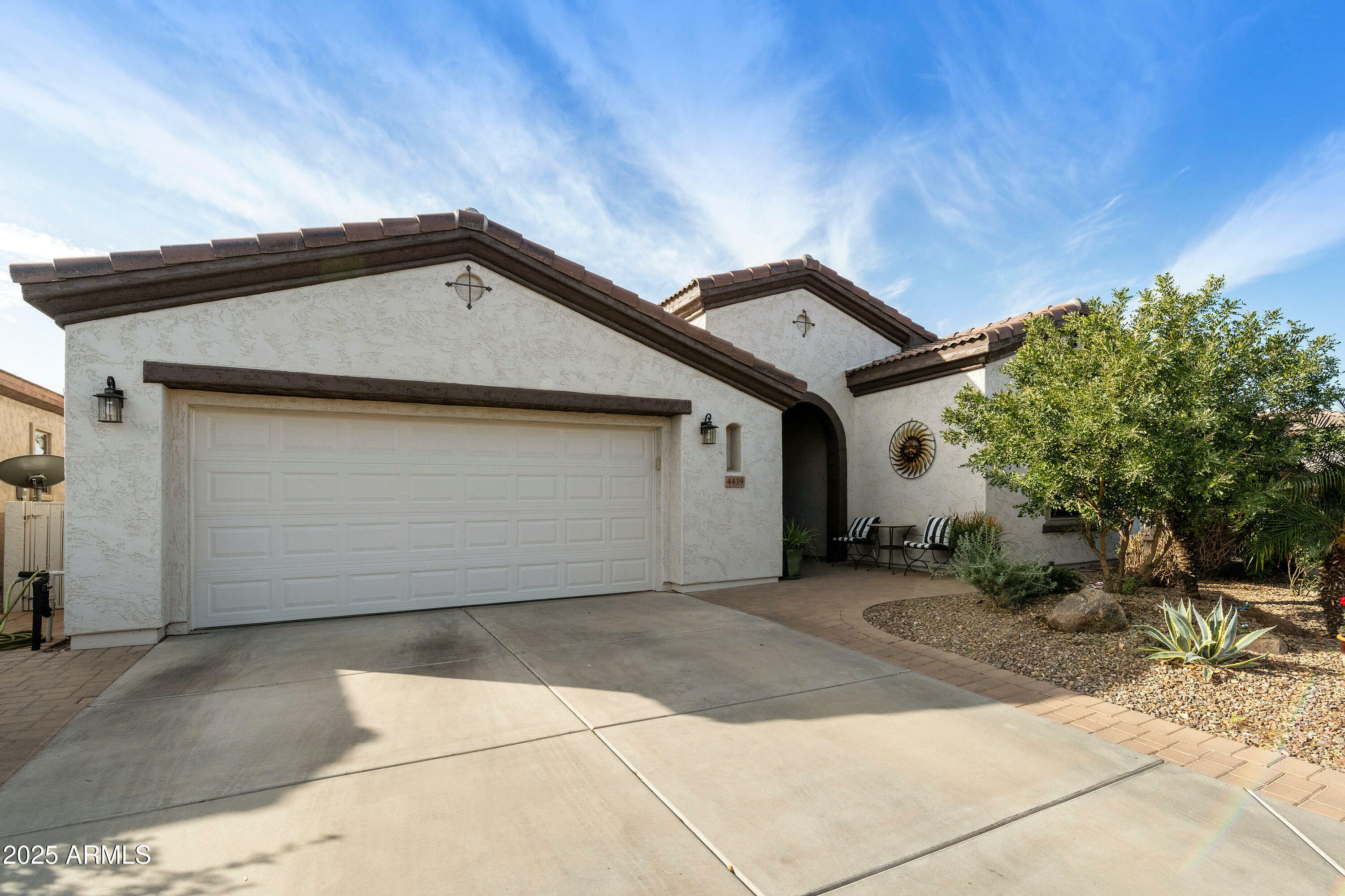 Property Photo:  4439 E Ficus Way  AZ 85298 