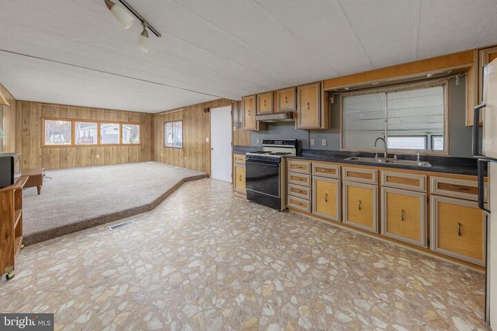 Property Photo: 124 Chalet Lane NJ 08360