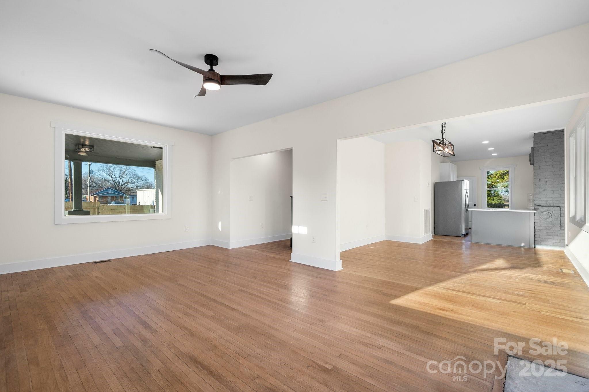 Property Photo: 49 8th Street SE NC 28602