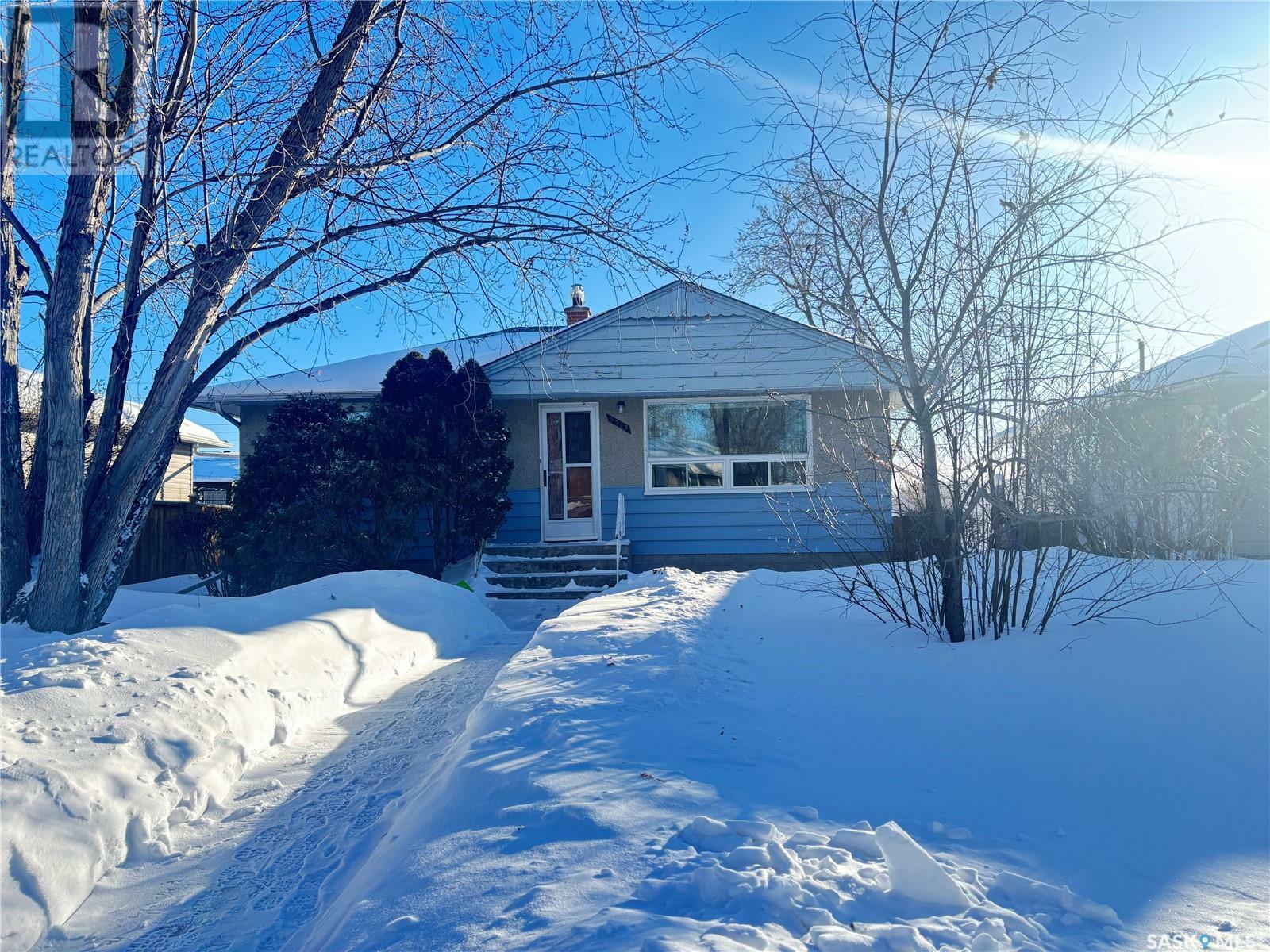 Property Photo:  5313 3rd Avenue  SK S4T 0G3 