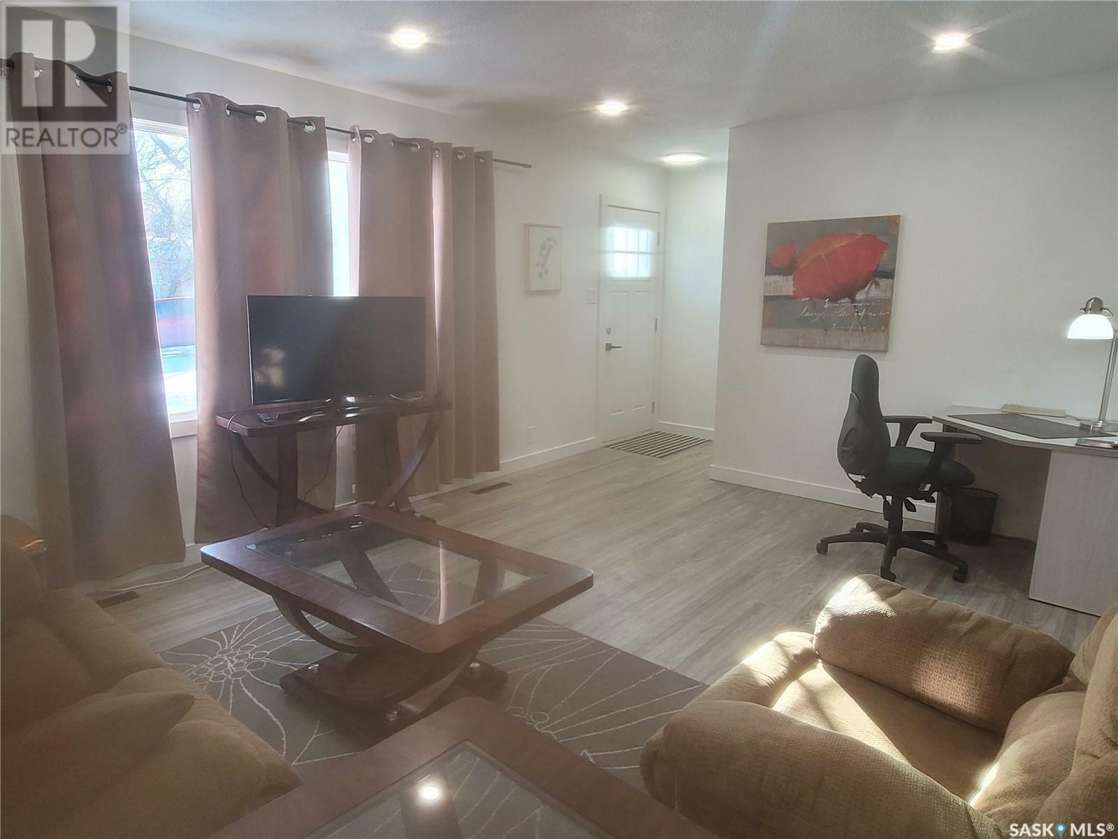 Photo de la propriété: 440-442 Connaught Street SK S4R 4W9