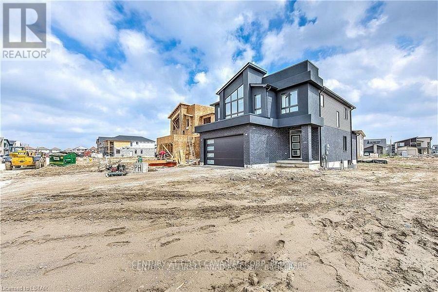 Photo de la propriété:  2305 Southport Crescent  ON N6M 0H9 