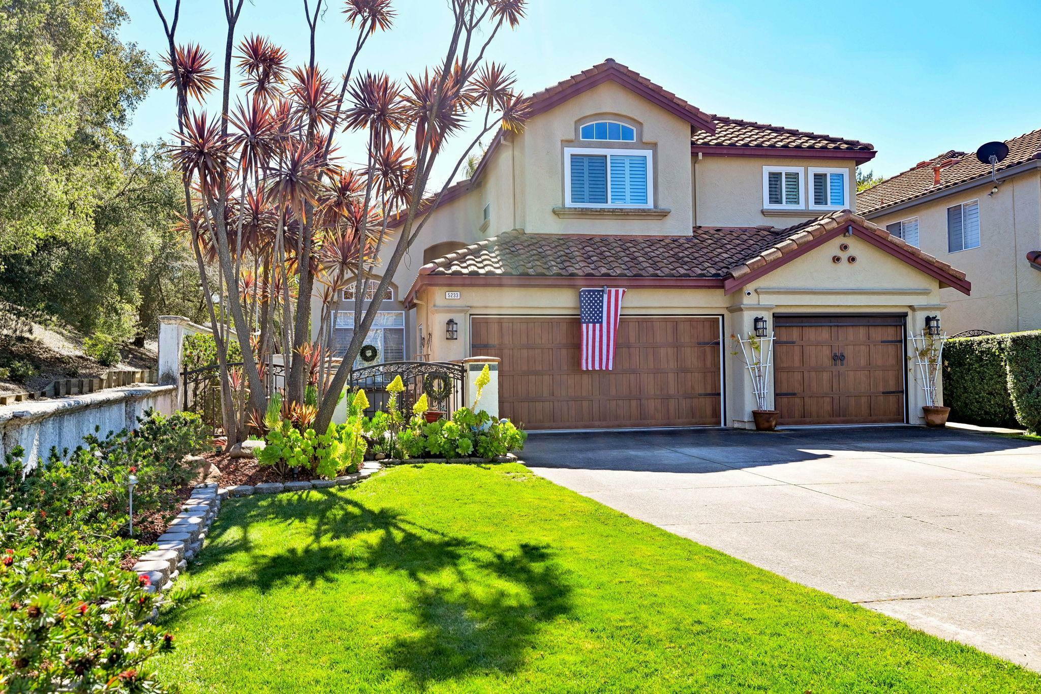 Property Photo: 5233 Boulder Ct CA 94521