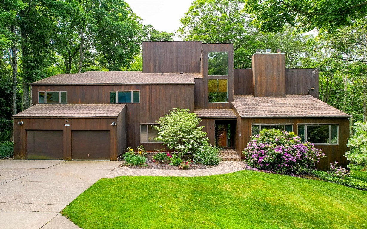 Property Photo: 6031 Schultz Road PA 16509