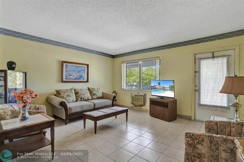 Property Photo: 2000 NE 51st Ct 205 FL 33308