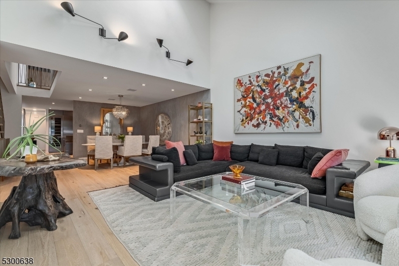 Property Photo: 321 N Wyoming Ave 3C NJ 07079
