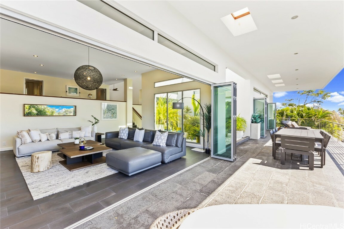 Property Photo: 4914 Waa Street HI 96821