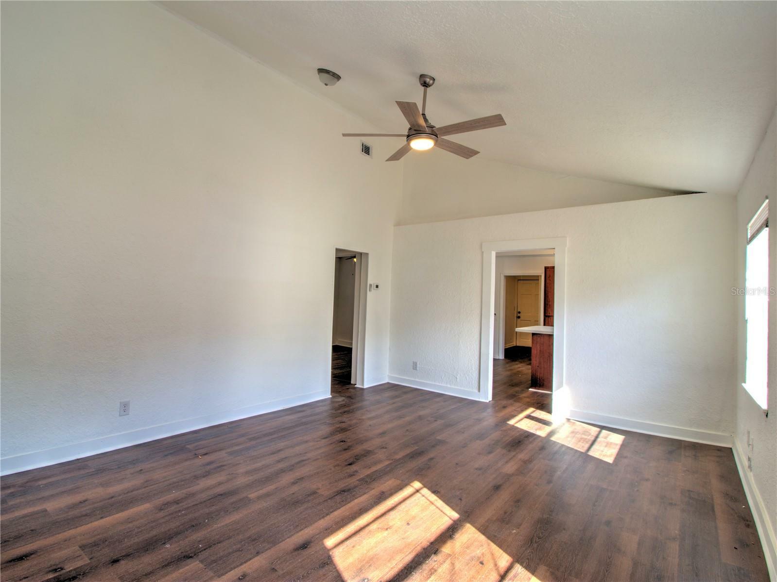 Property Photo:  317 NE Sanchez Avenue  FL 34470 