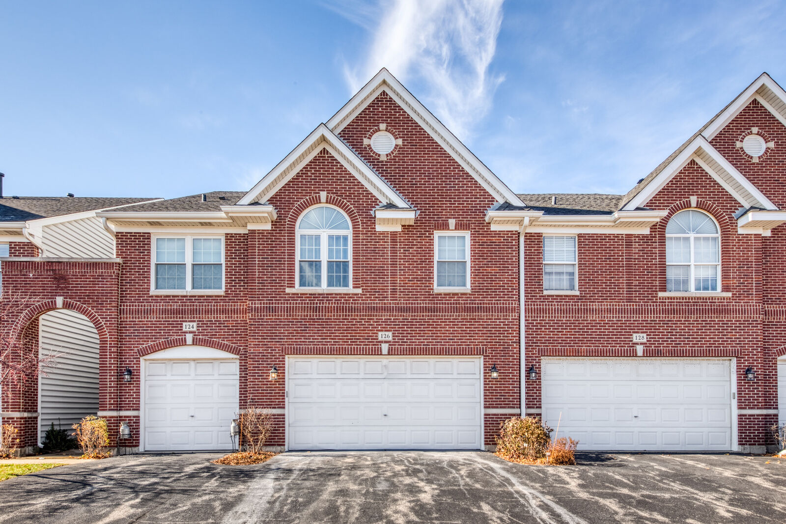Property Photo:  126 Allerton Drive 72F4  IL 60194 