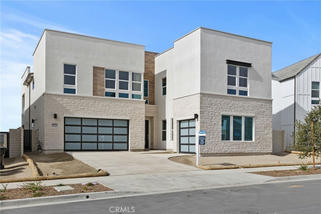 Property Photo: 27561 Elderberry Drive CA 91381
