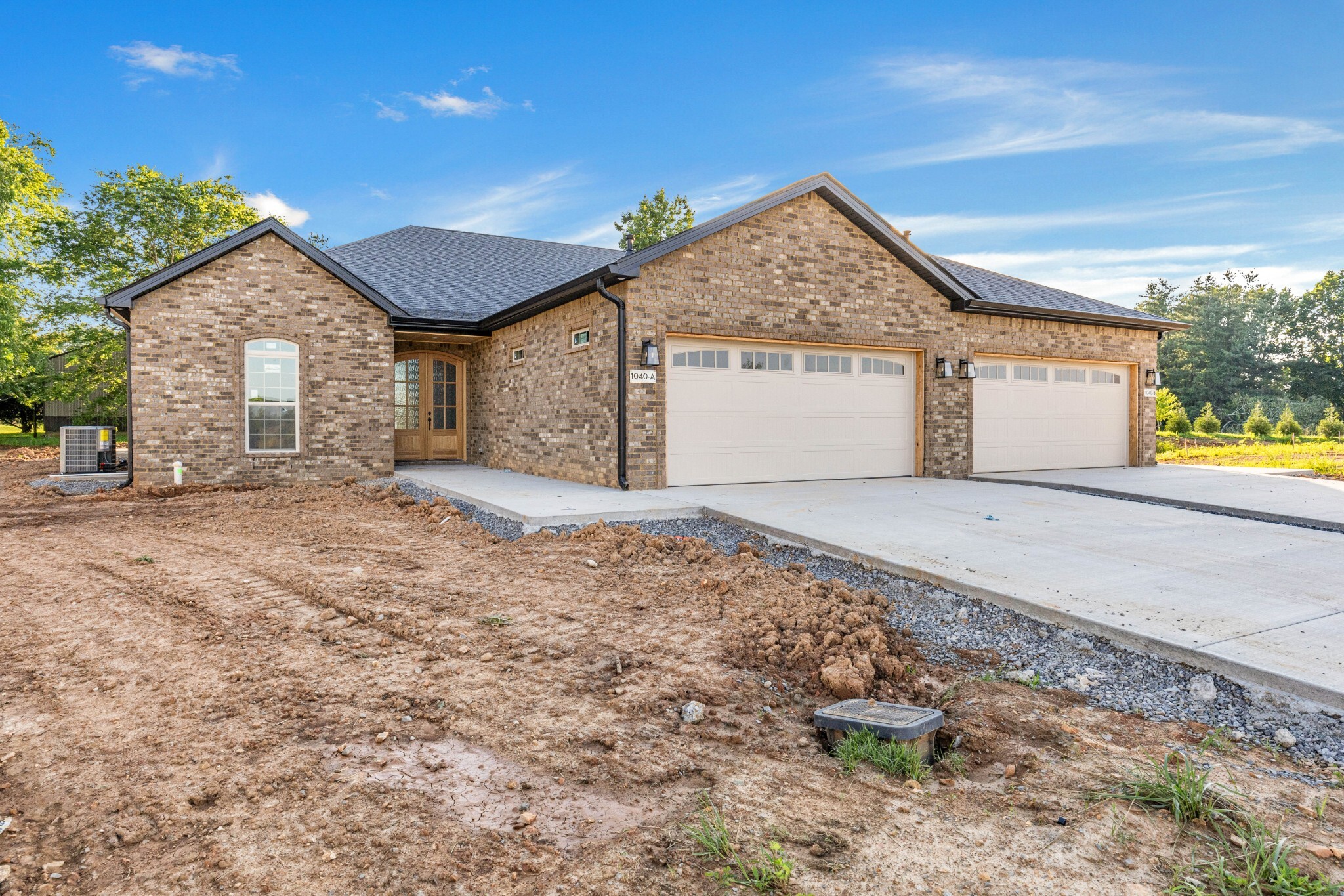 Property Photo: 1040 Veridian Drive Unit 18B TN 37043