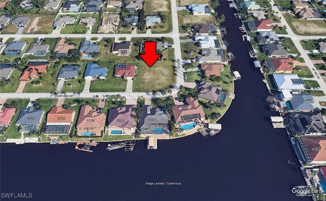 Property Photo:  1105 SW 43rd Street  FL 33914 
