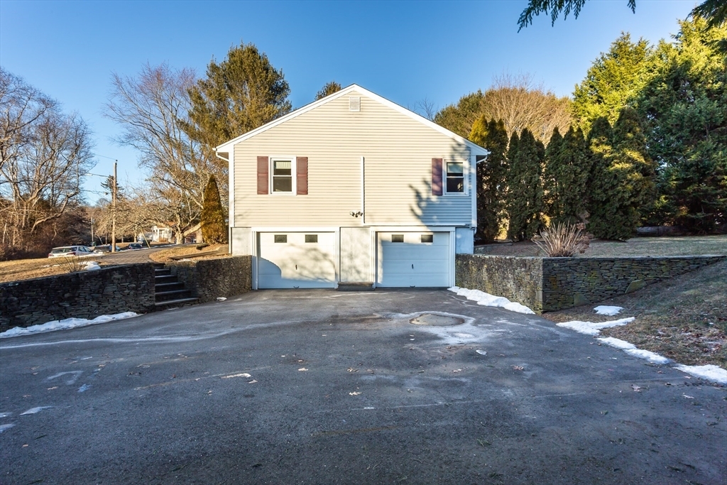 Property Photo:  28 Holly Cir  RI 02878 