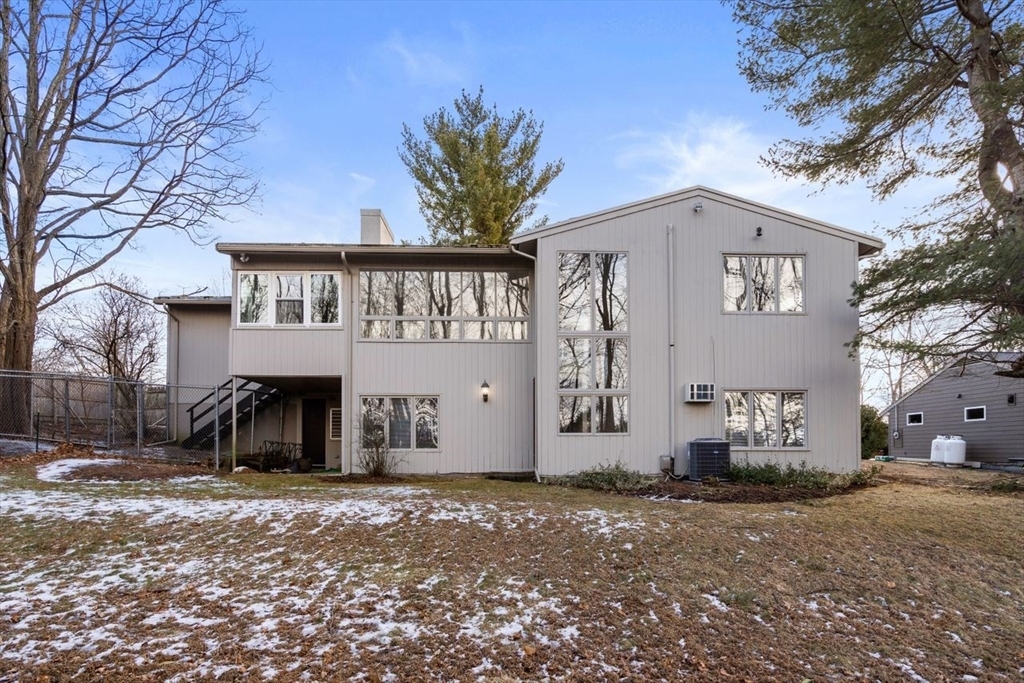 Property Photo: 95 Zenith Dr MA 01602