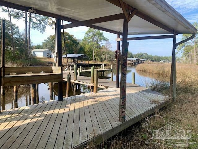 Property Photo: 12535 Ophelia Dr FL 32506
