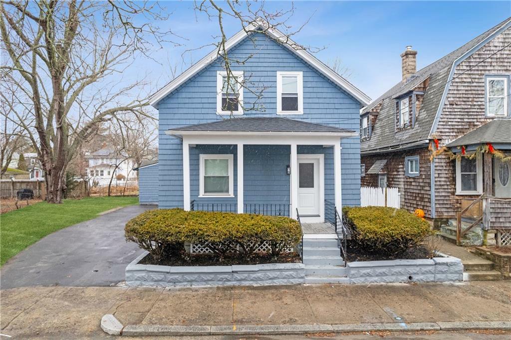 Property Photo:  307 Smith Street  RI 02905 