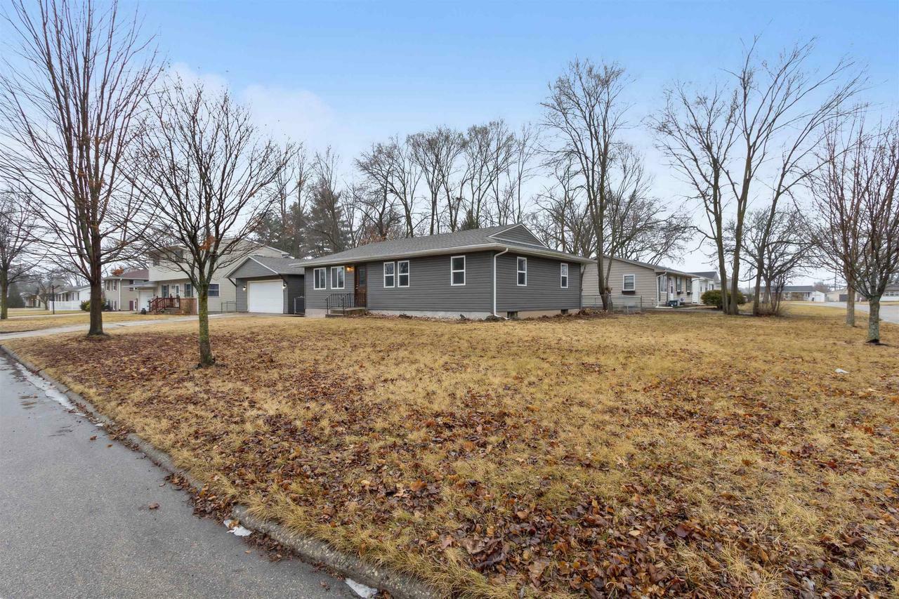 Property Photo:  2296 Robinson Drive  WI 53511 