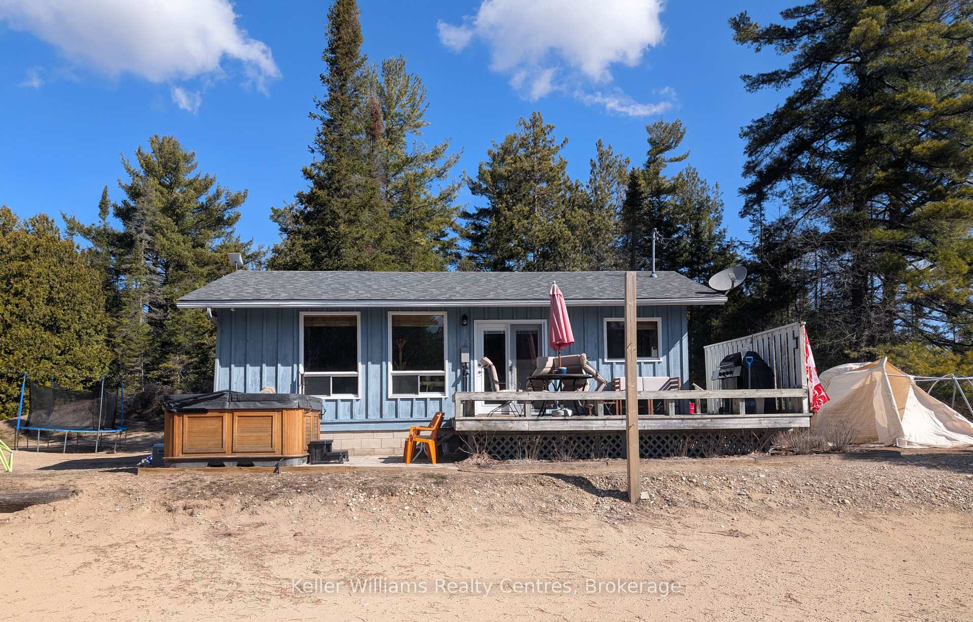 Property Photo: 214 Ogimah Road ON N0H 2T0