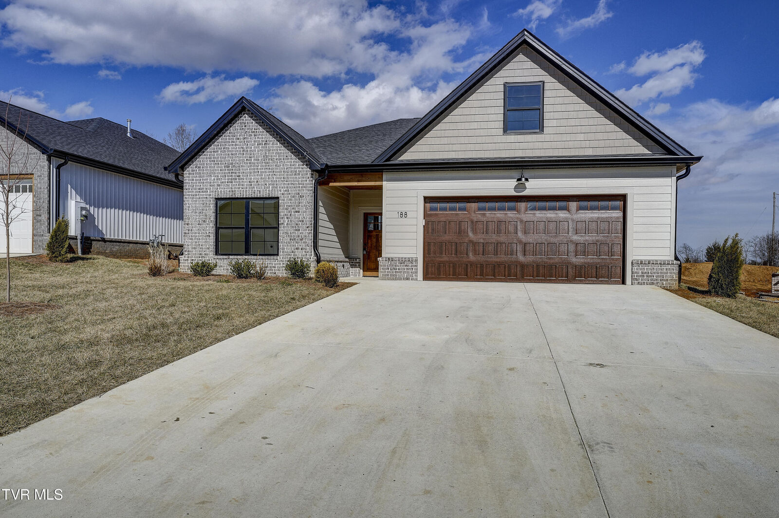 Property Photo: 188 Dry Kiln Court Court TN 37615